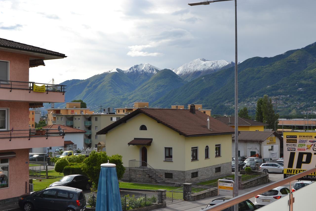 Osteria Centrale Cadenazzo المظهر الخارجي الصورة